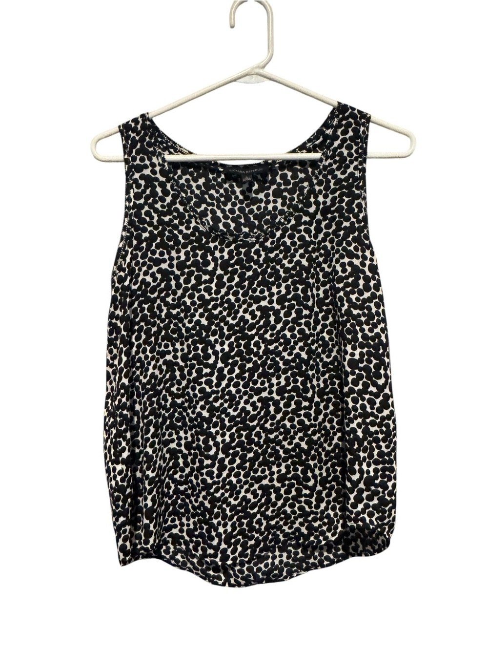 Banana Republic Black and White Printed V-Neck Tank